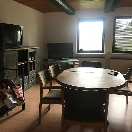 Bs West Apartment Alvesse Luaran gambar