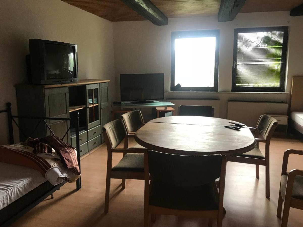 Bs West Apartment Alvesse Luaran gambar